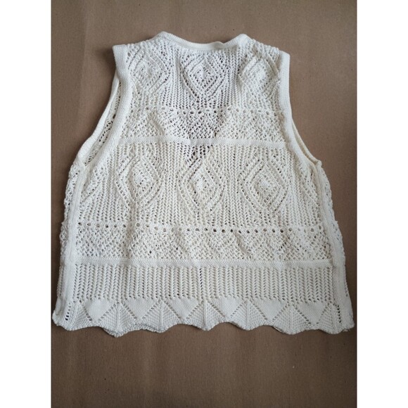A New Day Sweater Vest Womens M White Crochet Open Knit Scallop Grandma Boho - Picture 2 of 4